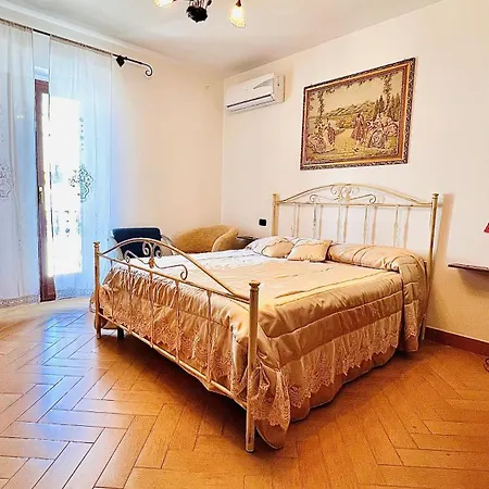 Graziosa Camera Privata Vista Mare In Centro Peschici Buitenkant foto